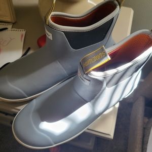 Sureway deck 500 boots size 11-12